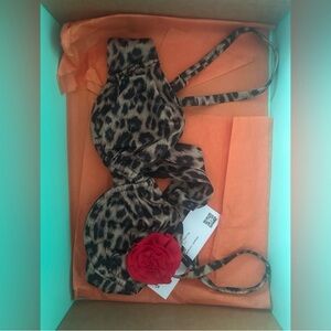 Axil Swim Bikini Top and Bottom. Top (Small) Bottom (Medium) plus coverup